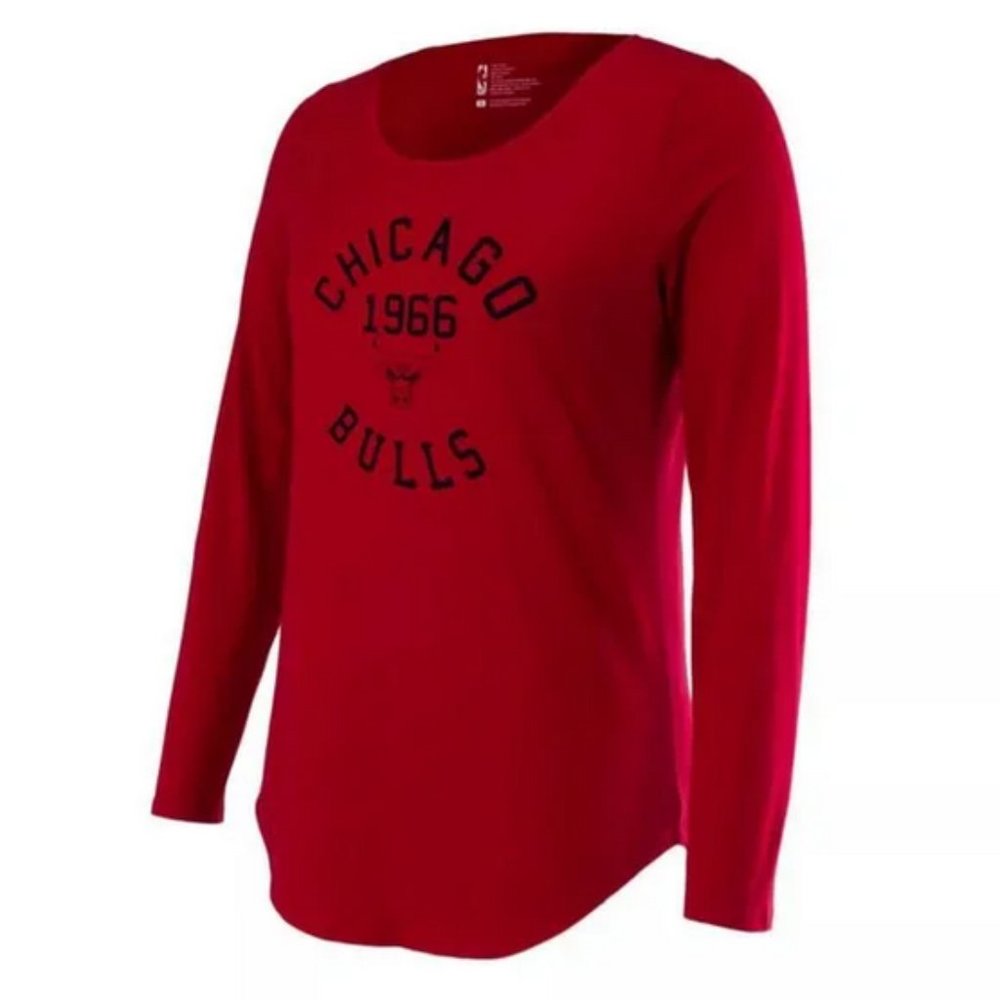 NBA Chicago Bulls Women's Long Sleeve Scoop Neck T-Shirt XL
